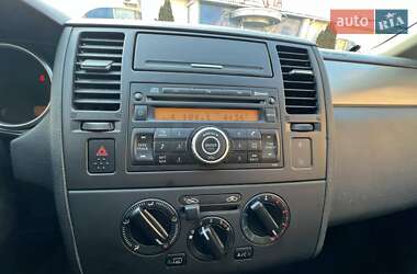 Седан Nissan TIIDA 2008 в 