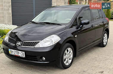 Хэтчбек Nissan TIIDA 2008 в Одессе