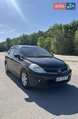 Седан Nissan TIIDA 2008 в Днепре