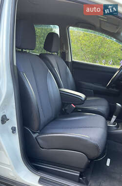 Хетчбек Nissan TIIDA 2011 в 
