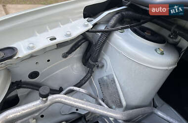 Хетчбек Nissan TIIDA 2011 в 