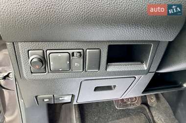 Хэтчбек Nissan TIIDA 2008 в 