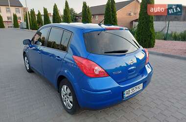 Хетчбек Nissan TIIDA 2007 в 