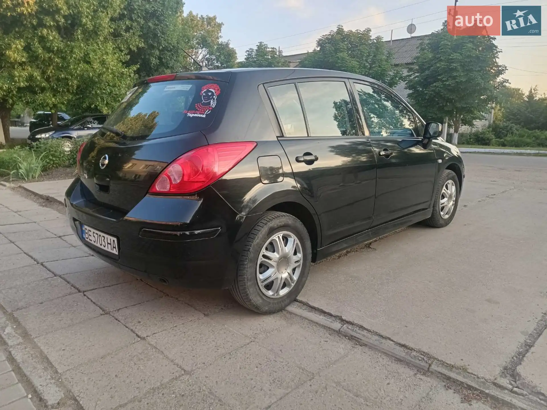 2010 Nissan Tiida - мініатюра 9