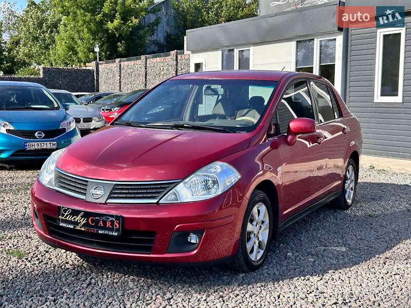 Седан Nissan TIIDA 2008 в 