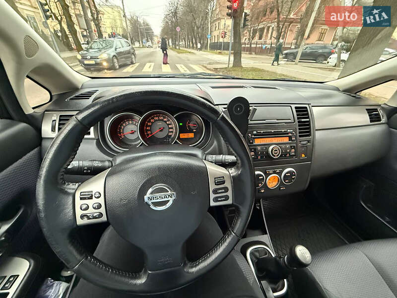 Хэтчбек Nissan TIIDA 2007 в Черновцах фото 7 Хэтчбек Nissan TIIDA 2007 в Черновцах