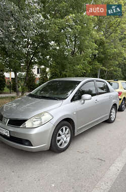 Седан Nissan TIIDA 2007 в Києві