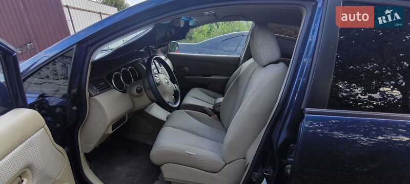 Хэтчбек Nissan TIIDA 2008 в Днепре