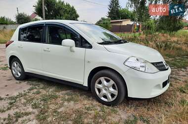 Хэтчбек Nissan TIIDA 2012 в Киеве