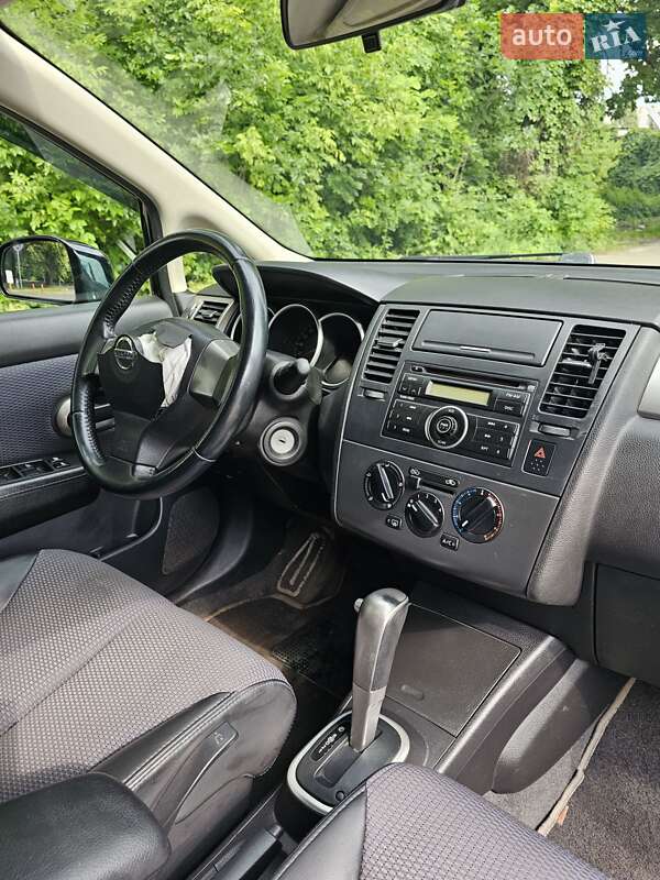 Хэтчбек Nissan TIIDA 2007 в Киеве