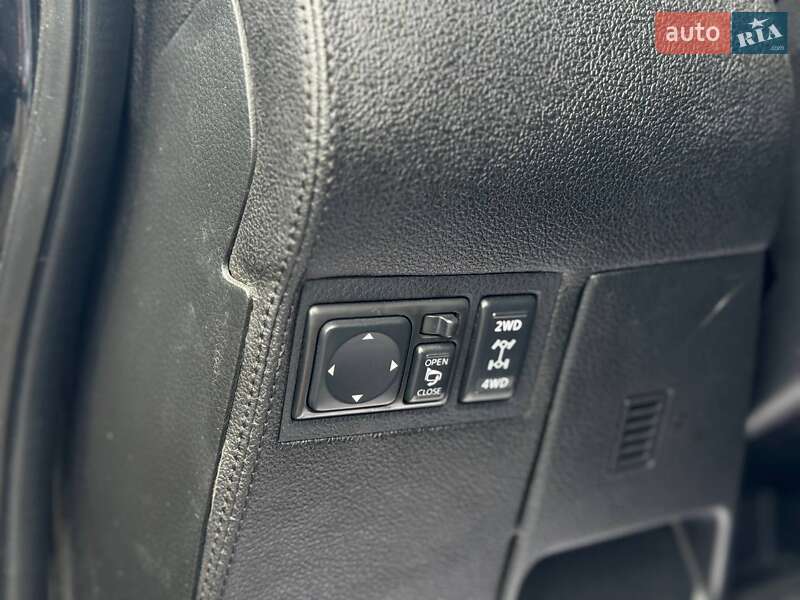 Хетчбек Nissan TIIDA 2009 в Львові