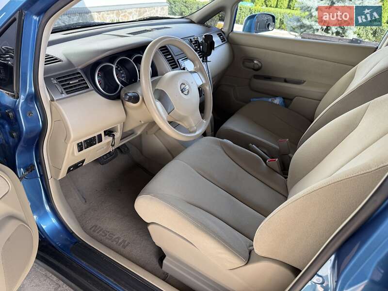Хетчбек Nissan TIIDA 2007 в Києві фото 8 Хетчбек Nissan TIIDA 2007 в Києві
