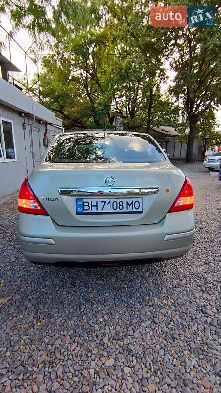 Седан Nissan TIIDA 2008 в Одессе