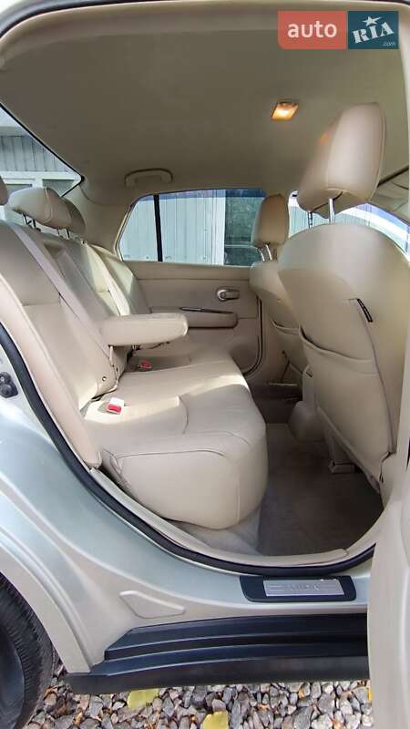 Седан Nissan TIIDA 2008 в Одессе