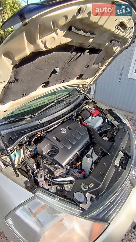 Седан Nissan TIIDA 2008 в Одессе