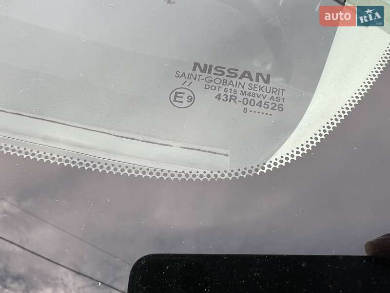 Хэтчбек Nissan TIIDA 2008 в Киеве
