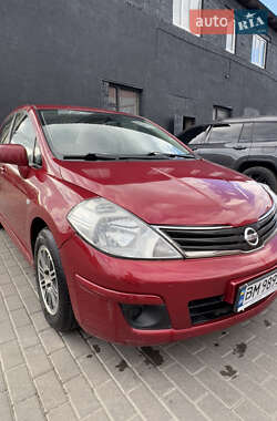 Седан Nissan TIIDA 2011 в Сумах