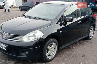 Хэтчбек Nissan TIIDA 2008 в Виннице