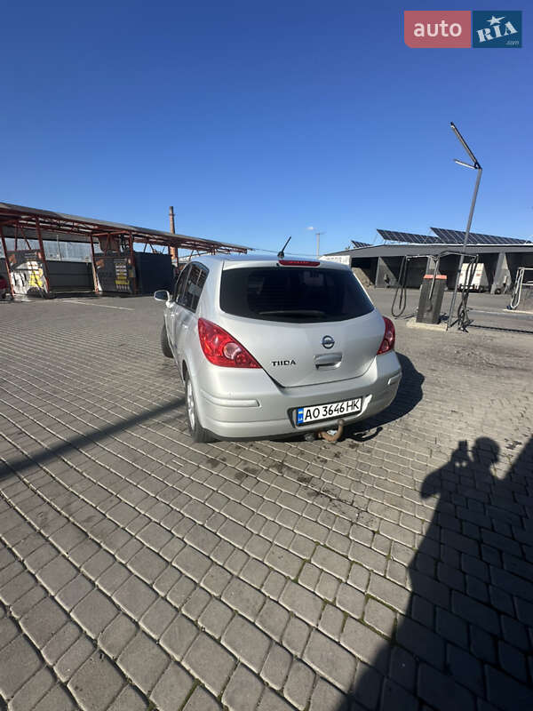 Хэтчбек Nissan TIIDA 2007 в Мукачево фото 6 Хэтчбек Nissan TIIDA 2007 в Мукачево