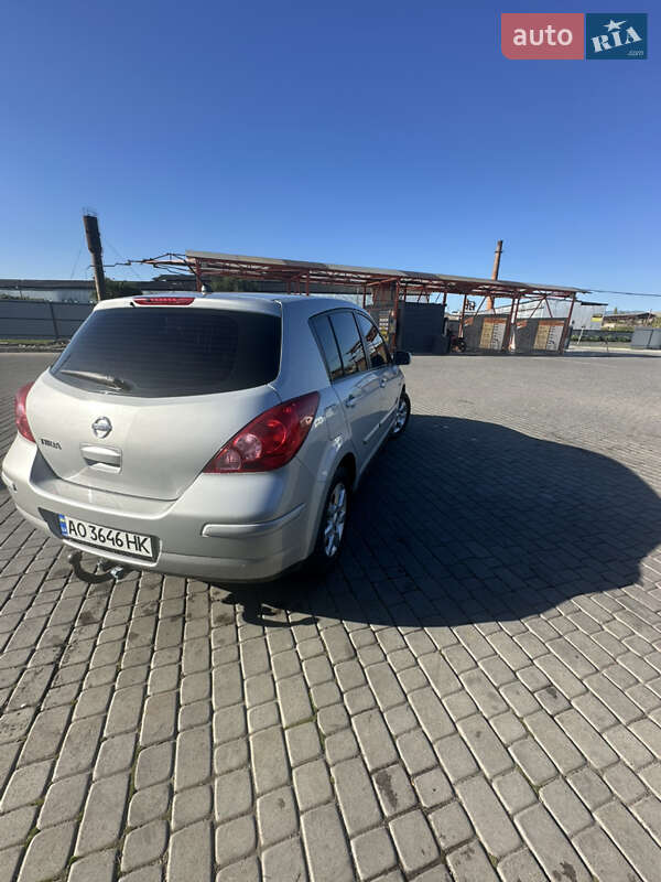 Хэтчбек Nissan TIIDA 2007 в Мукачево фото 7 Хэтчбек Nissan TIIDA 2007 в Мукачево