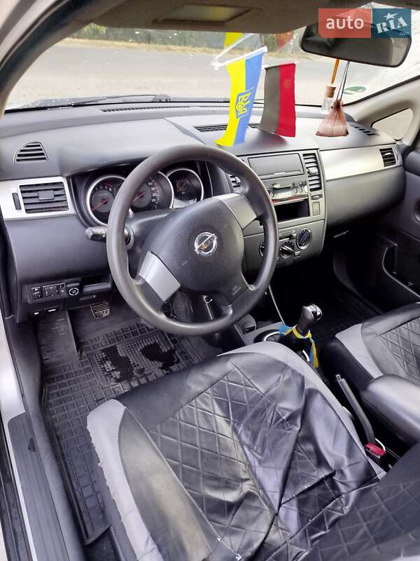 Хетчбек Nissan TIIDA 2006 в Роздільній фото 5 Хетчбек Nissan TIIDA 2006 в Роздільній