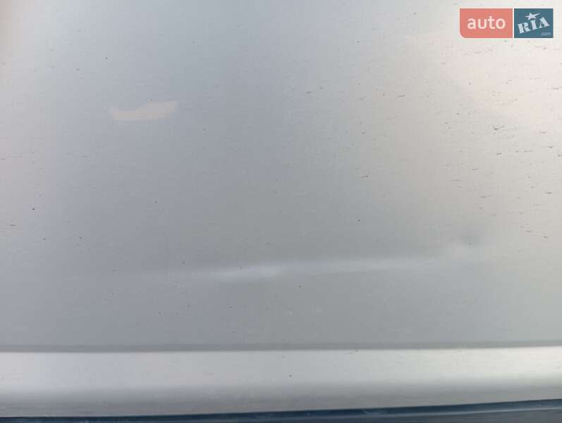 Седан Nissan TIIDA 2012 в Львове