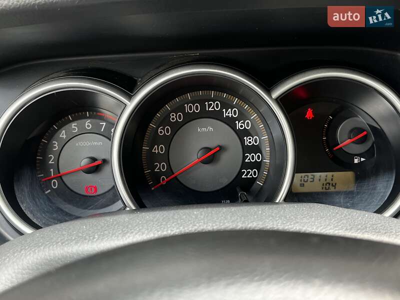 Хетчбек Nissan TIIDA 2008 в Білій Церкві