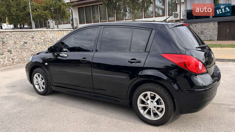 Хэтчбек Nissan TIIDA 2013 в Белой Церкви