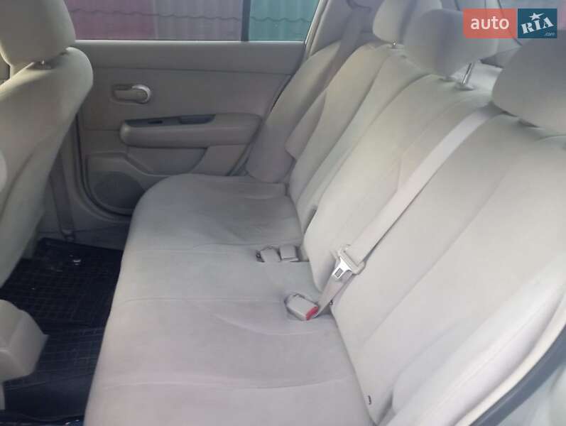 Хэтчбек Nissan TIIDA 2007 в Одессе фото 8 Хэтчбек Nissan TIIDA 2007 в Одессе