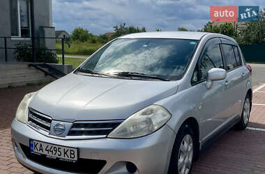 Хетчбек Nissan TIIDA 2010 в Києві