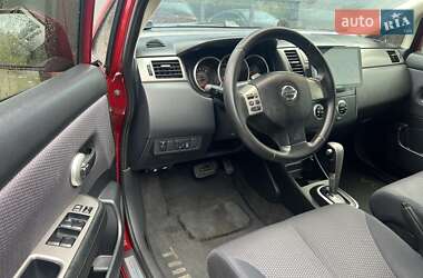 Хэтчбек Nissan TIIDA 2007 в 