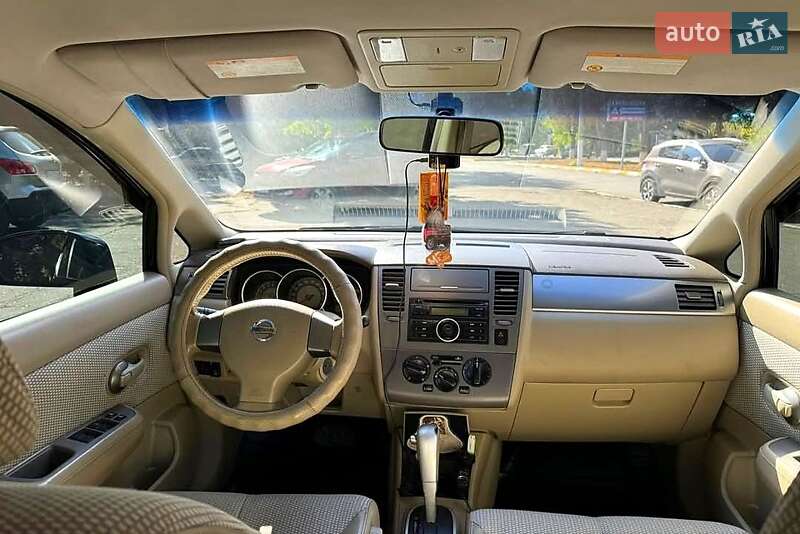 Хэтчбек Nissan TIIDA 2008 в Подольске фото 2 Хэтчбек Nissan TIIDA 2008 в Подольске