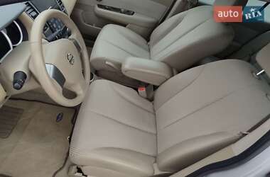Хэтчбек Nissan TIIDA 2012 в 