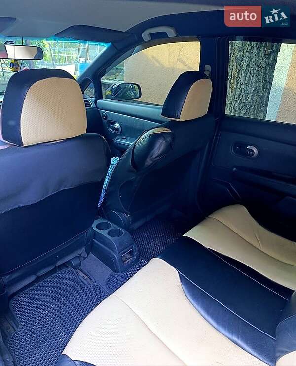 Хэтчбек Nissan TIIDA 2008 в Веселинове фото 3 Хэтчбек Nissan TIIDA 2008 в Веселинове