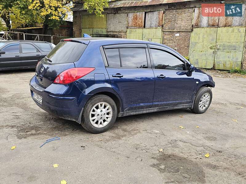 Хетчбек Nissan TIIDA 2007 в Києві фото 8 Хетчбек Nissan TIIDA 2007 в Києві