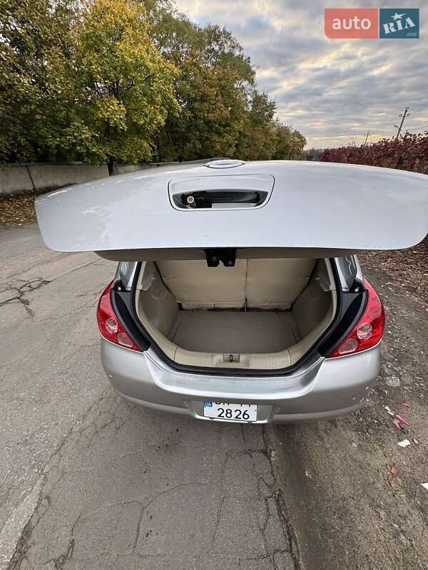 Хетчбек Nissan TIIDA 2006 в Одесі фото 12 Хетчбек Nissan TIIDA 2006 в Одесі