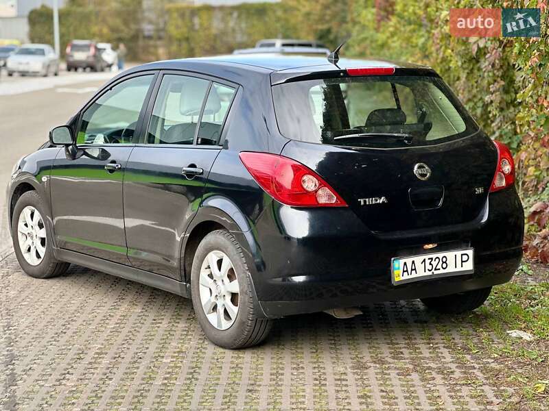 Хетчбек Nissan TIIDA 2008 в Києві