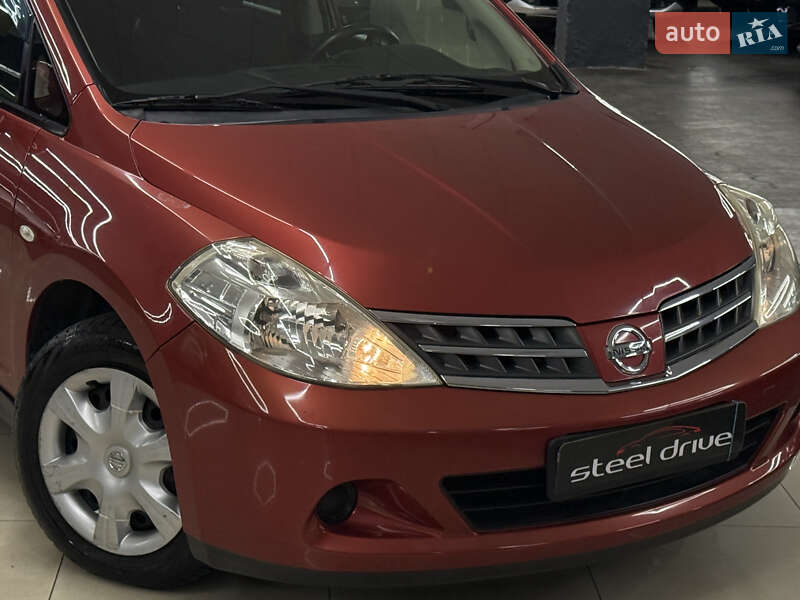 Хетчбек Nissan TIIDA 2010 в Миколаєві фото 6 Хетчбек Nissan TIIDA 2010 в Миколаєві