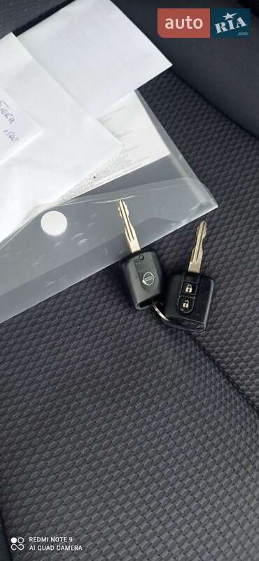 Хэтчбек Nissan TIIDA 2008 в Виннице