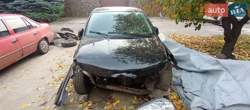 Хэтчбек Nissan TIIDA 2013 в Сумах