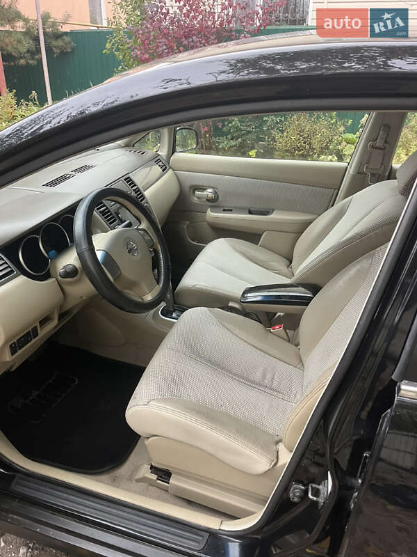 Седан Nissan TIIDA 2007 в Каменском