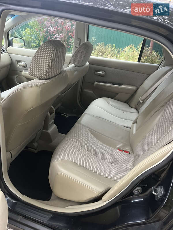 Седан Nissan TIIDA 2007 в Каменском