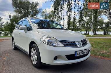 Хетчбек Nissan TIIDA 2012 в Києві