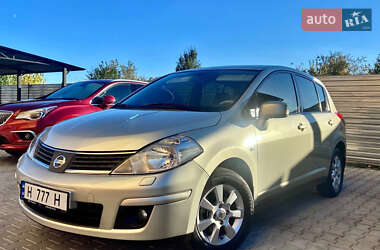 Хэтчбек Nissan TIIDA 2008 в Одессе