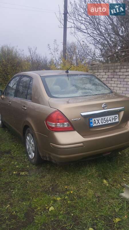 Седан Nissan TIIDA 2008 в Богодухіву