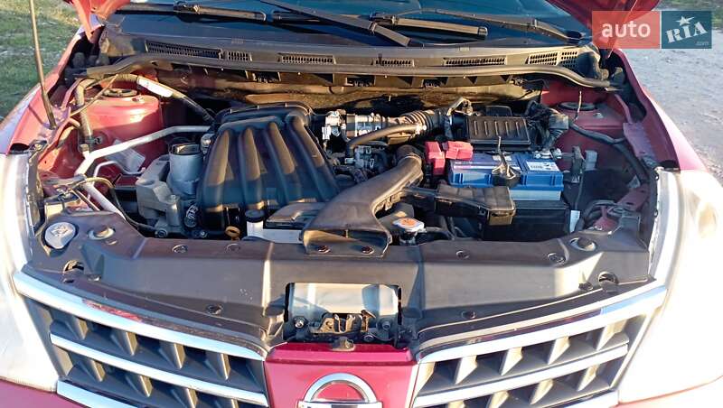 Хетчбек Nissan TIIDA 2010 в Миколаєві