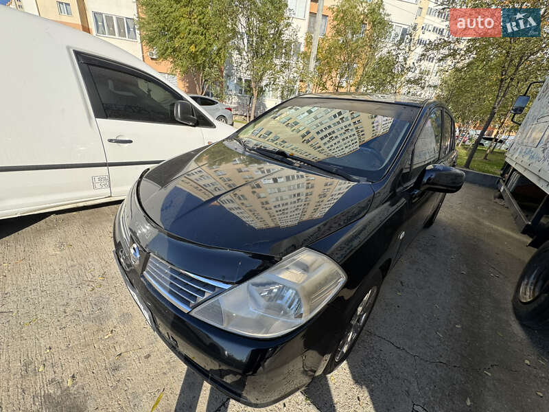 Хэтчбек Nissan TIIDA 2007 в Одессе