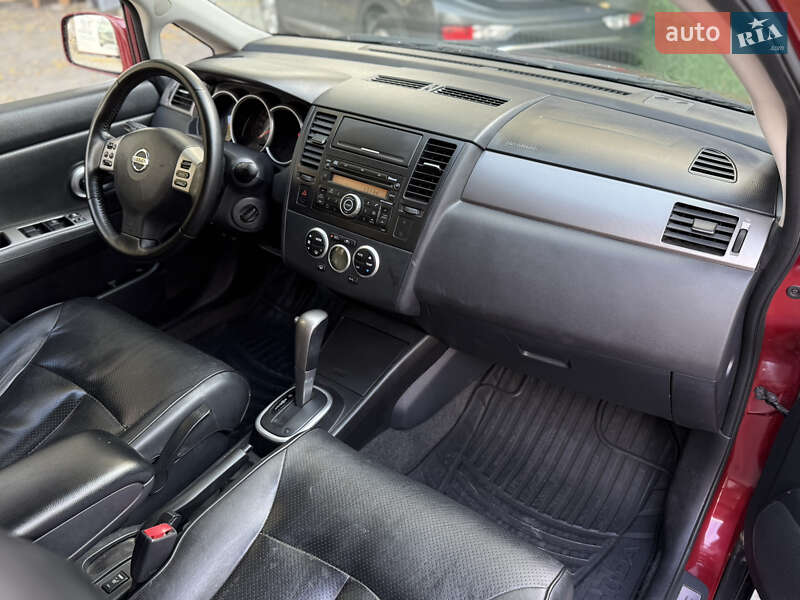 Хэтчбек Nissan TIIDA 2008 в Одессе