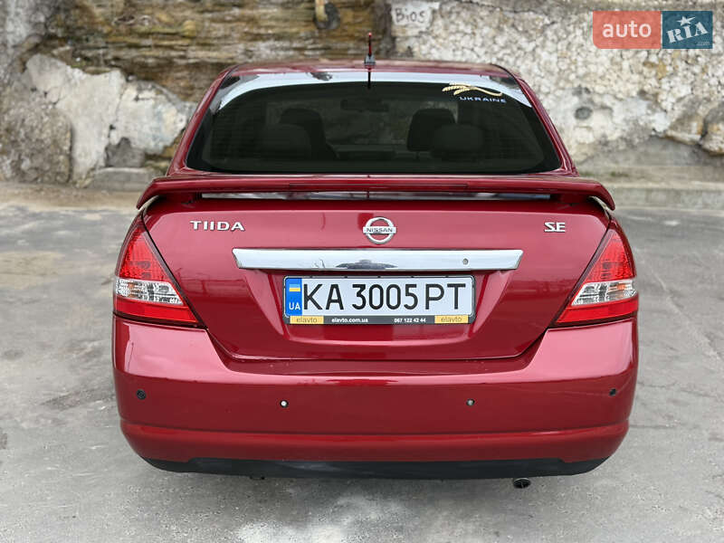 Седан Nissan TIIDA 2008 в Одессе