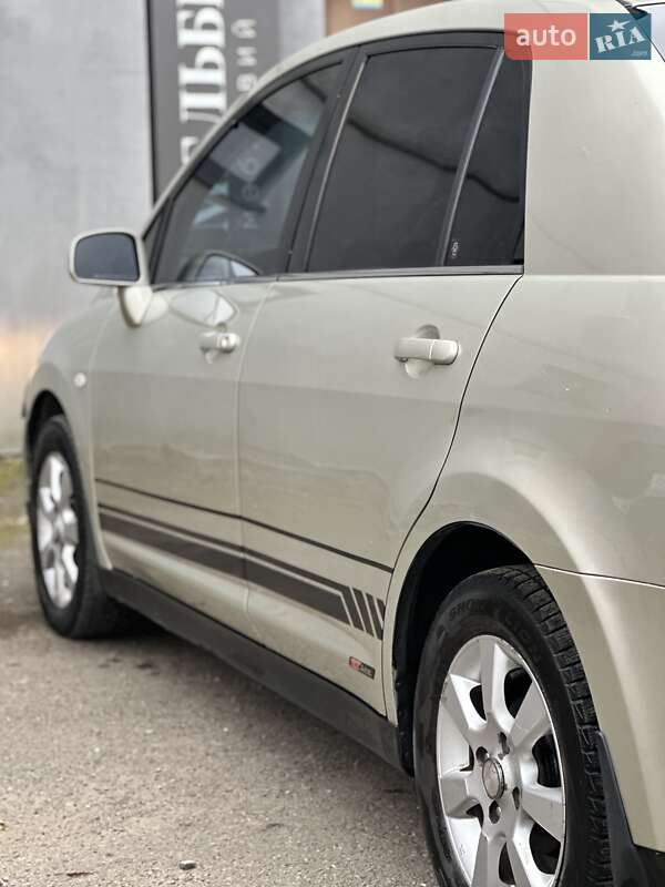 Седан Nissan TIIDA 2007 в Коломые фото 24 Седан Nissan TIIDA 2007 в Коломые